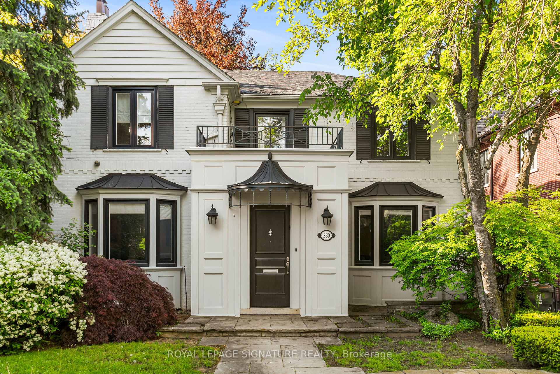 230 Strathallan Wood, Toronto C04 — photo 3 of 5