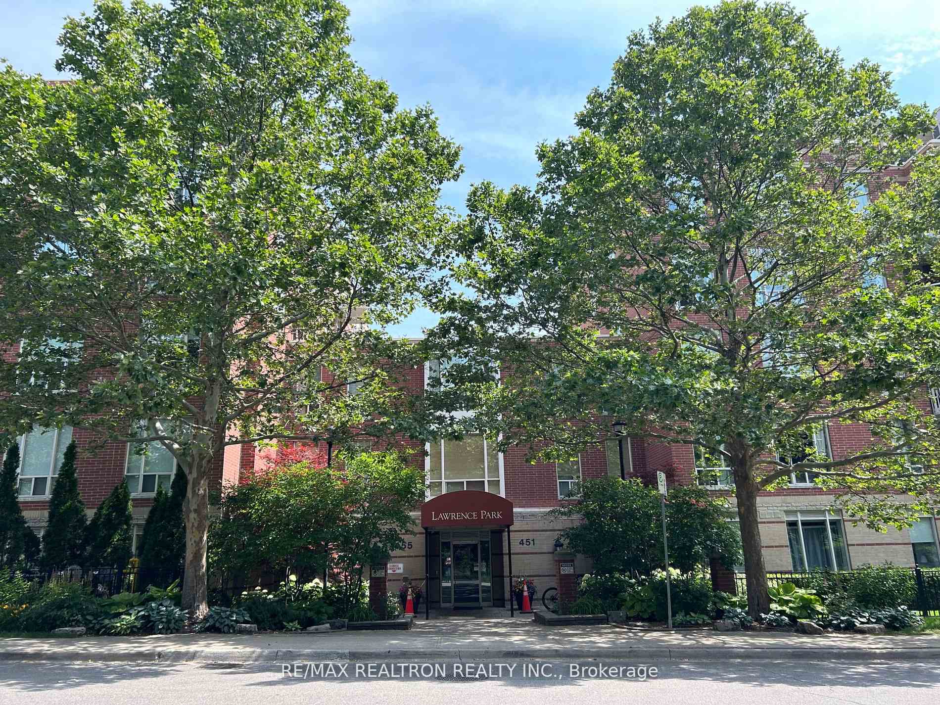 451 Rosewell Avenue 607, Toronto C04, ON M4R 2H8 — Toronto C04, Ontario