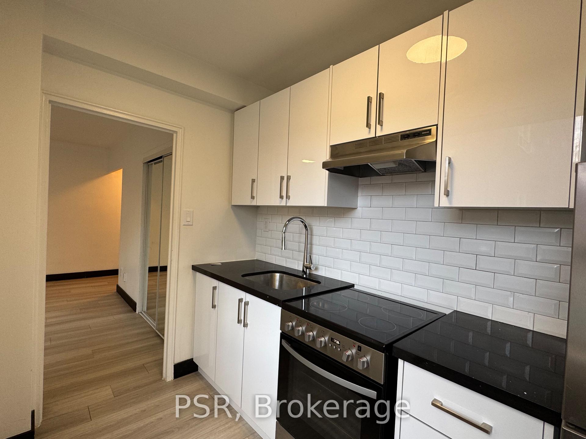 600 Eglinton Avenue W 105, Toronto C04 — photo 5 of 5