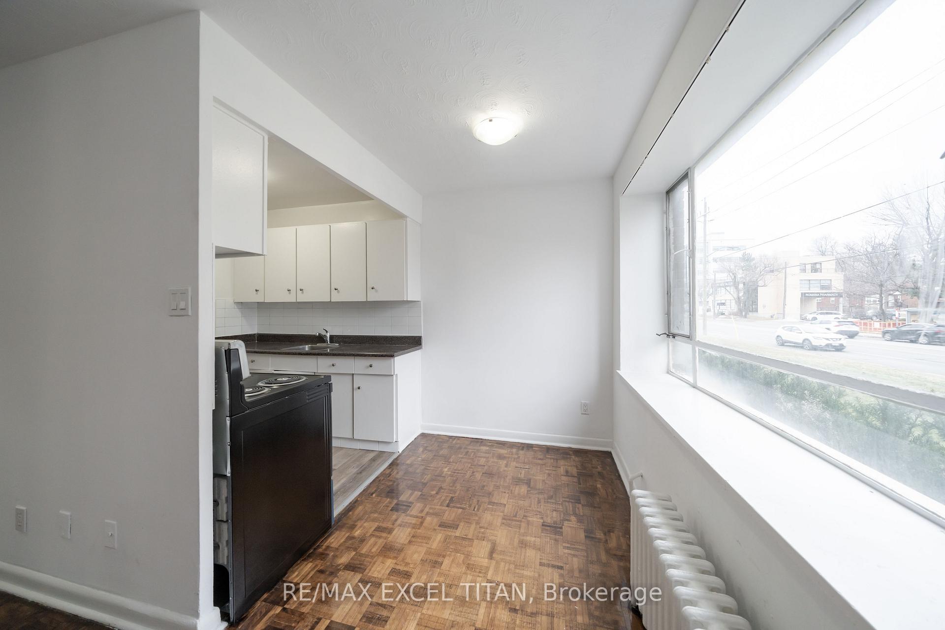 2895 Bathurst Street 510, Toronto C04 — photo 5 of 5