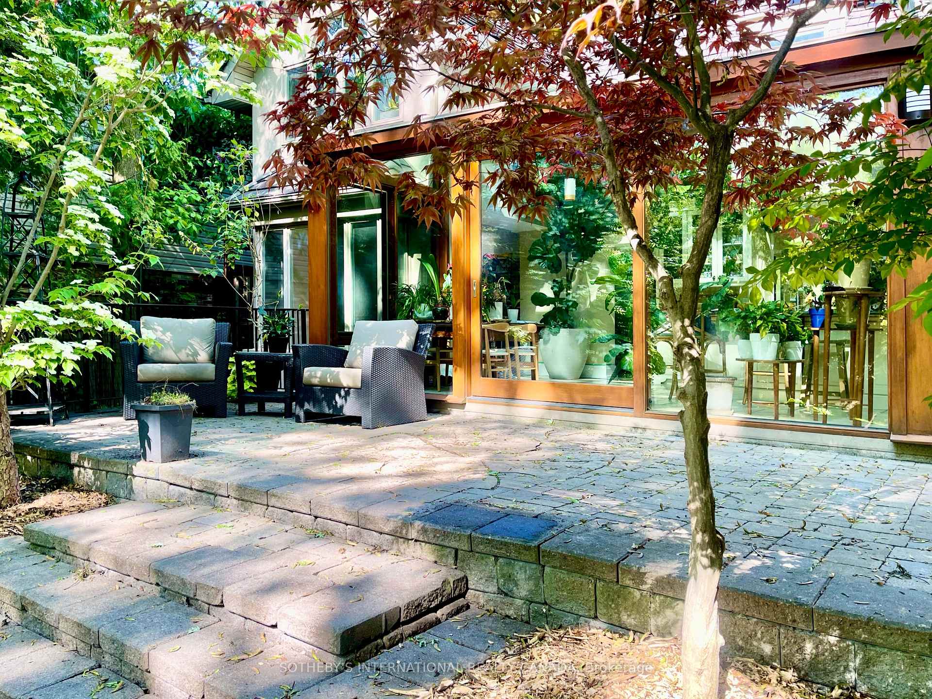 36 Donwoods Drive, Toronto C12 — photo 3 of 5