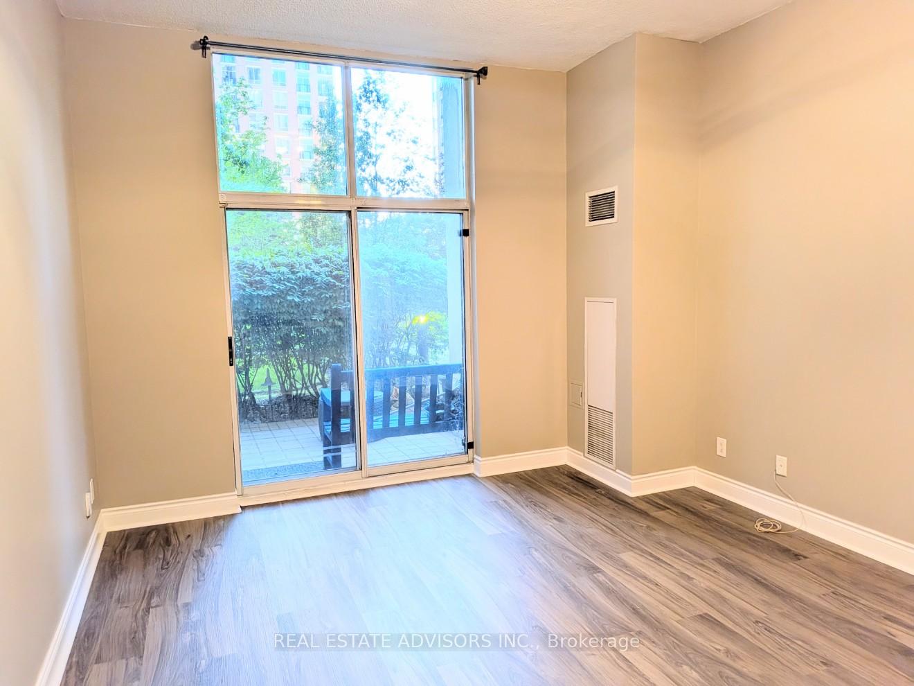 1103 Leslie Street 101, Toronto C13 — photo 2 of 5