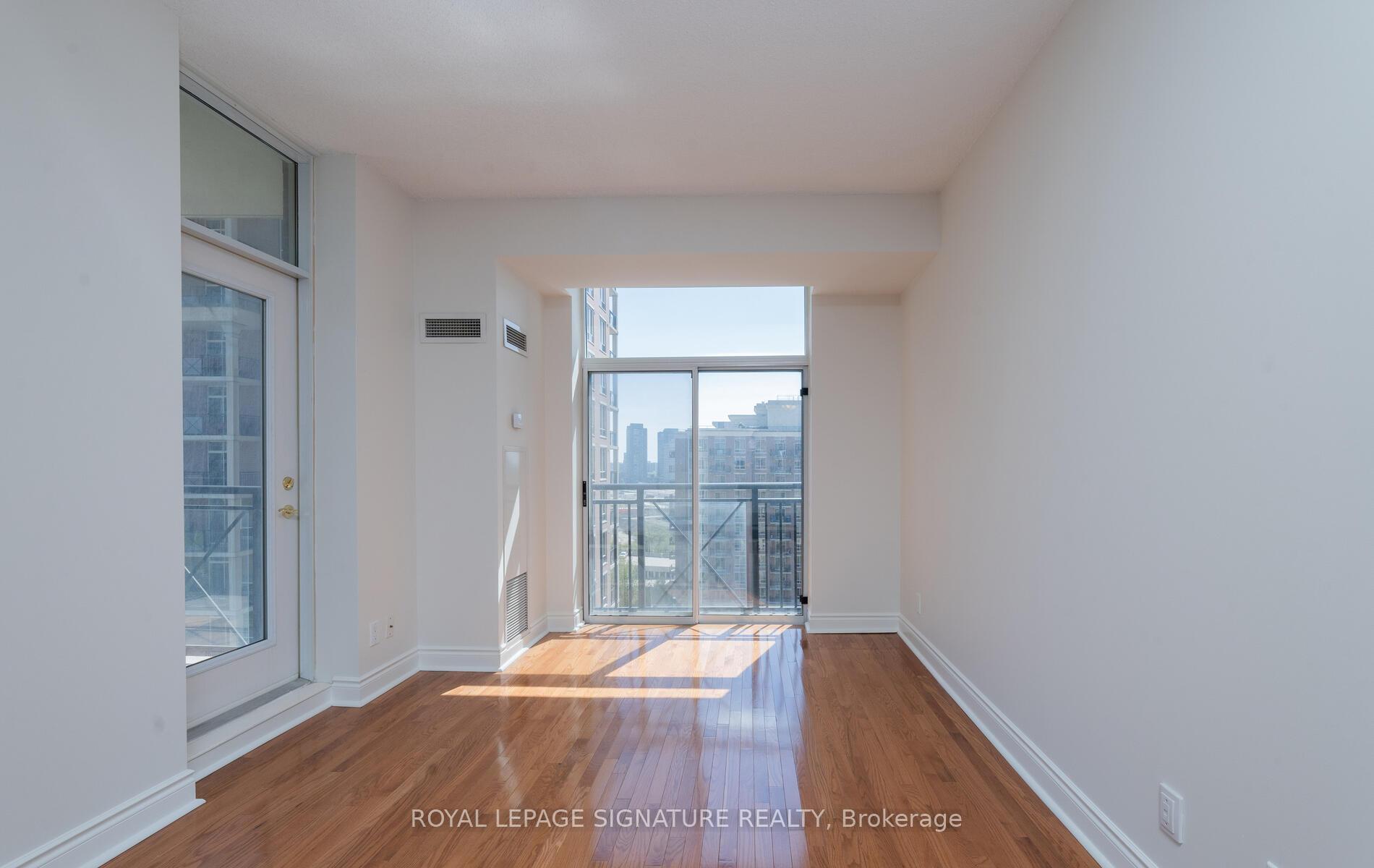 1101 Leslie Street 1106, Toronto C13 — photo 2 of 5