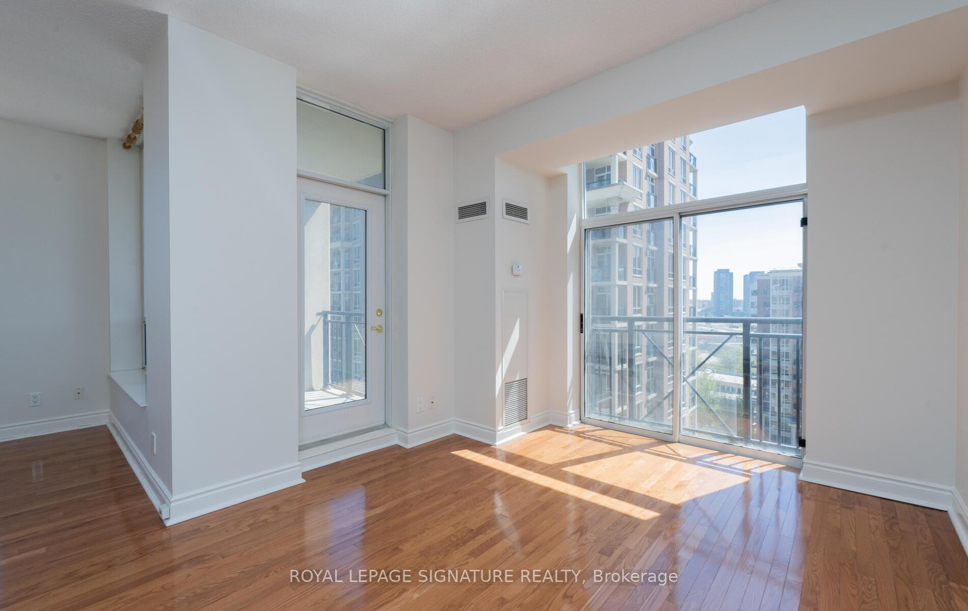 1101 Leslie Street 1106, Toronto C13 — photo 4 of 5