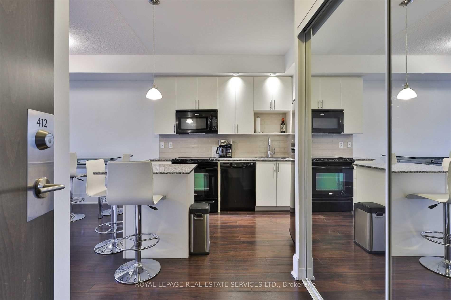 181 Wynford Drive 412, Toronto C13 — photo 2 of 5