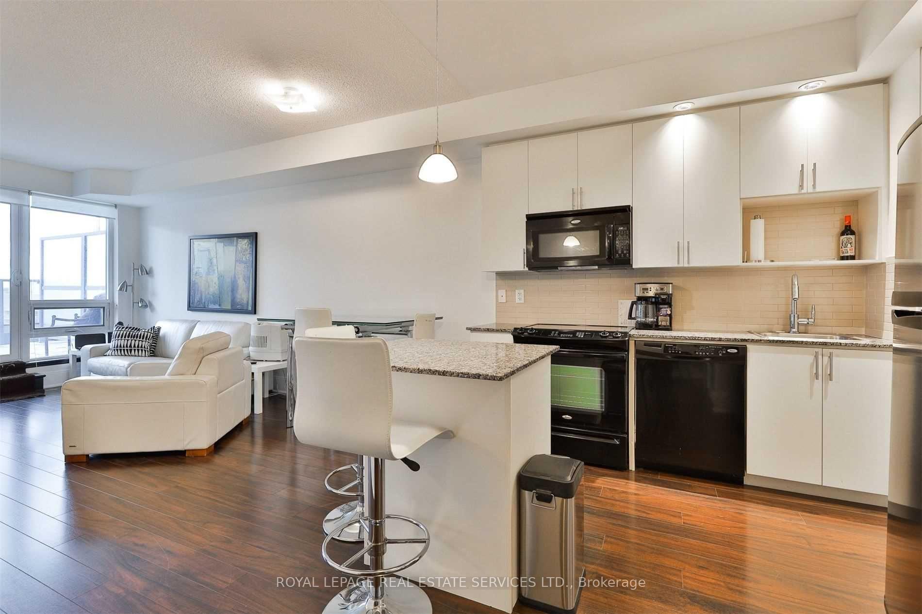 181 Wynford Drive 412, Toronto C13 — photo 5 of 5