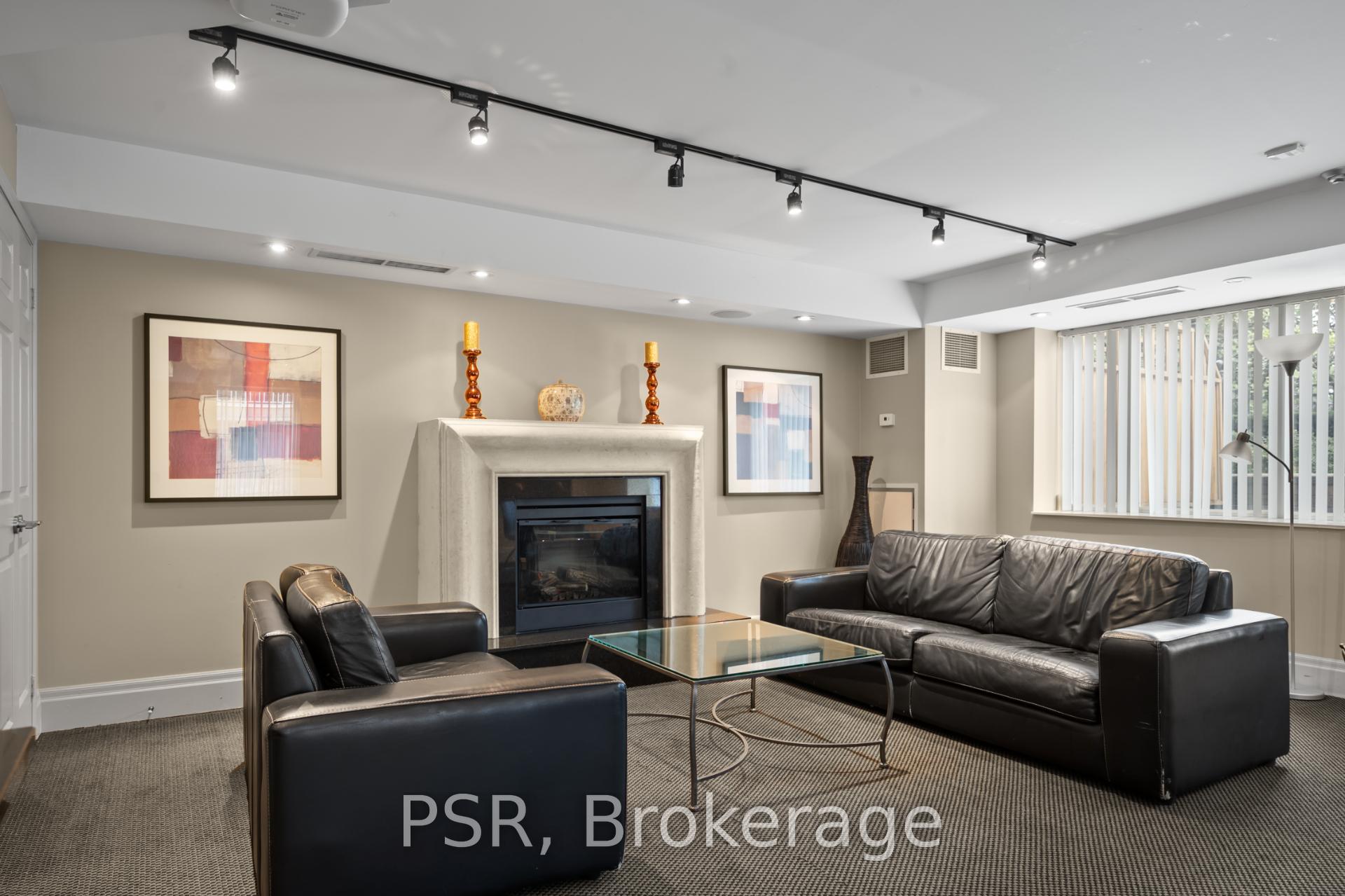515 Rosewell Avenue 507, Toronto C04 — photo 3 of 5