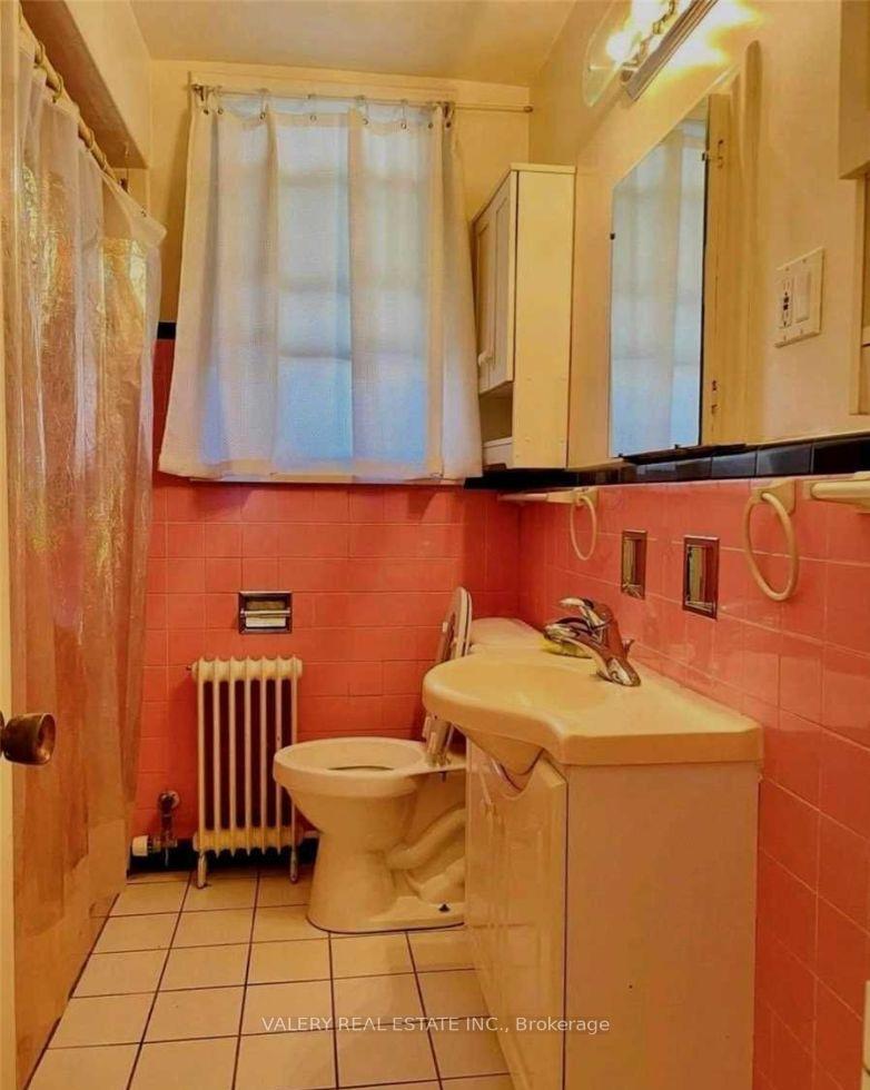 47 Ranleigh Avenue Basement - 101, Toronto C04 — photo 4 of 4