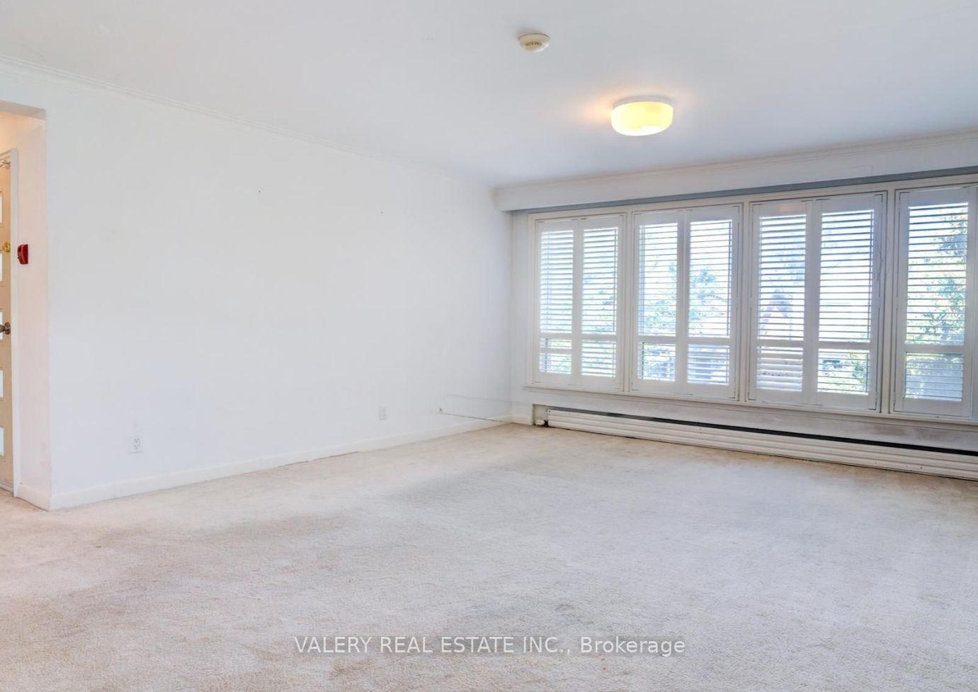 47 Ranleigh Avenue 301, Toronto C04 — photo 3 of 5