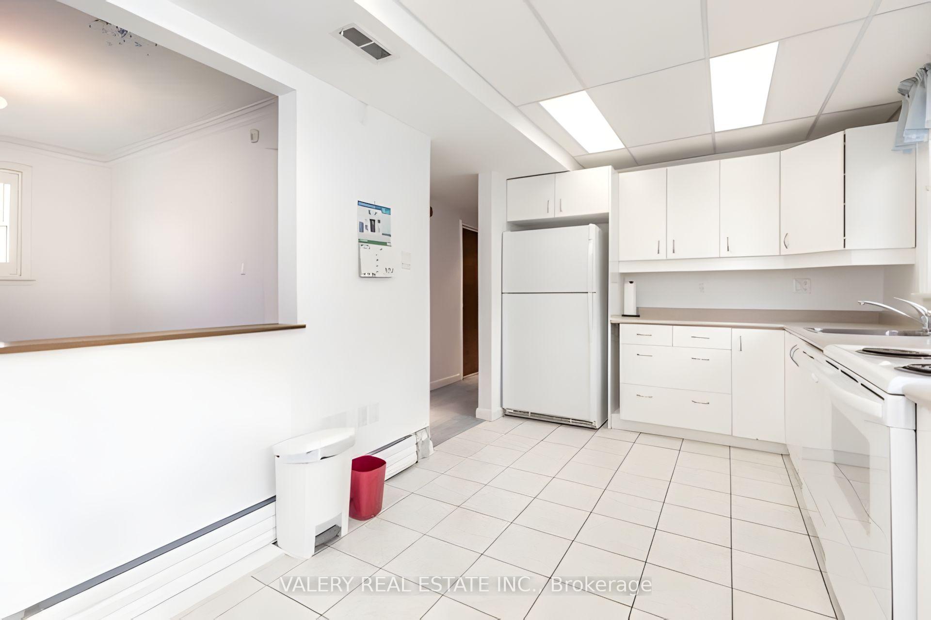 47 Ranleigh Avenue 201, Toronto C04 — photo 5 of 5