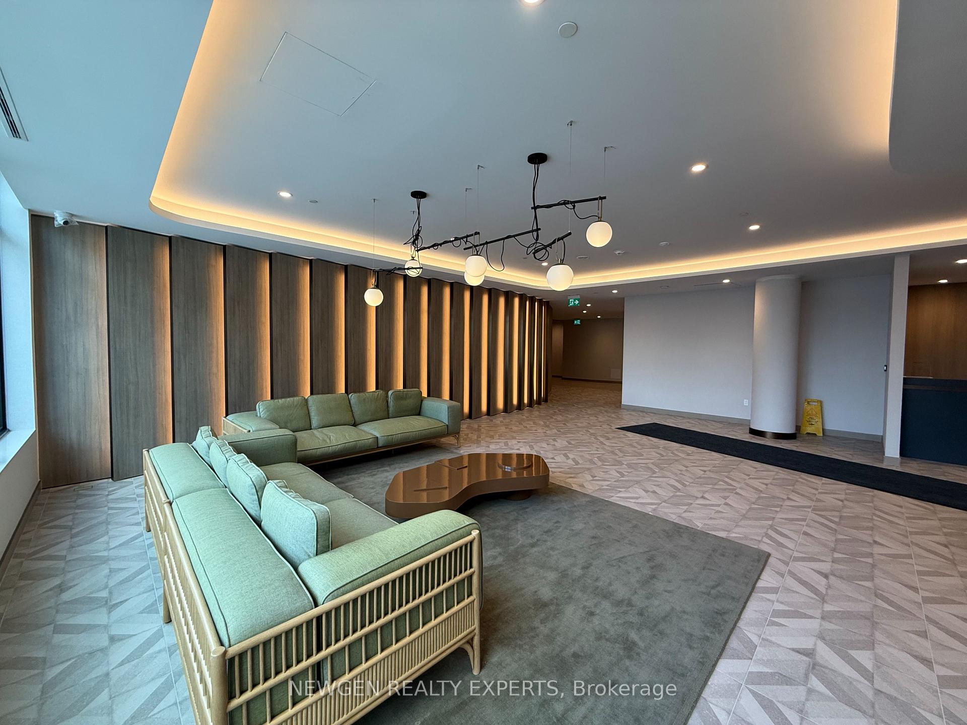 5 Quarrington Lane 2911, Toronto C13 — photo 3 of 5