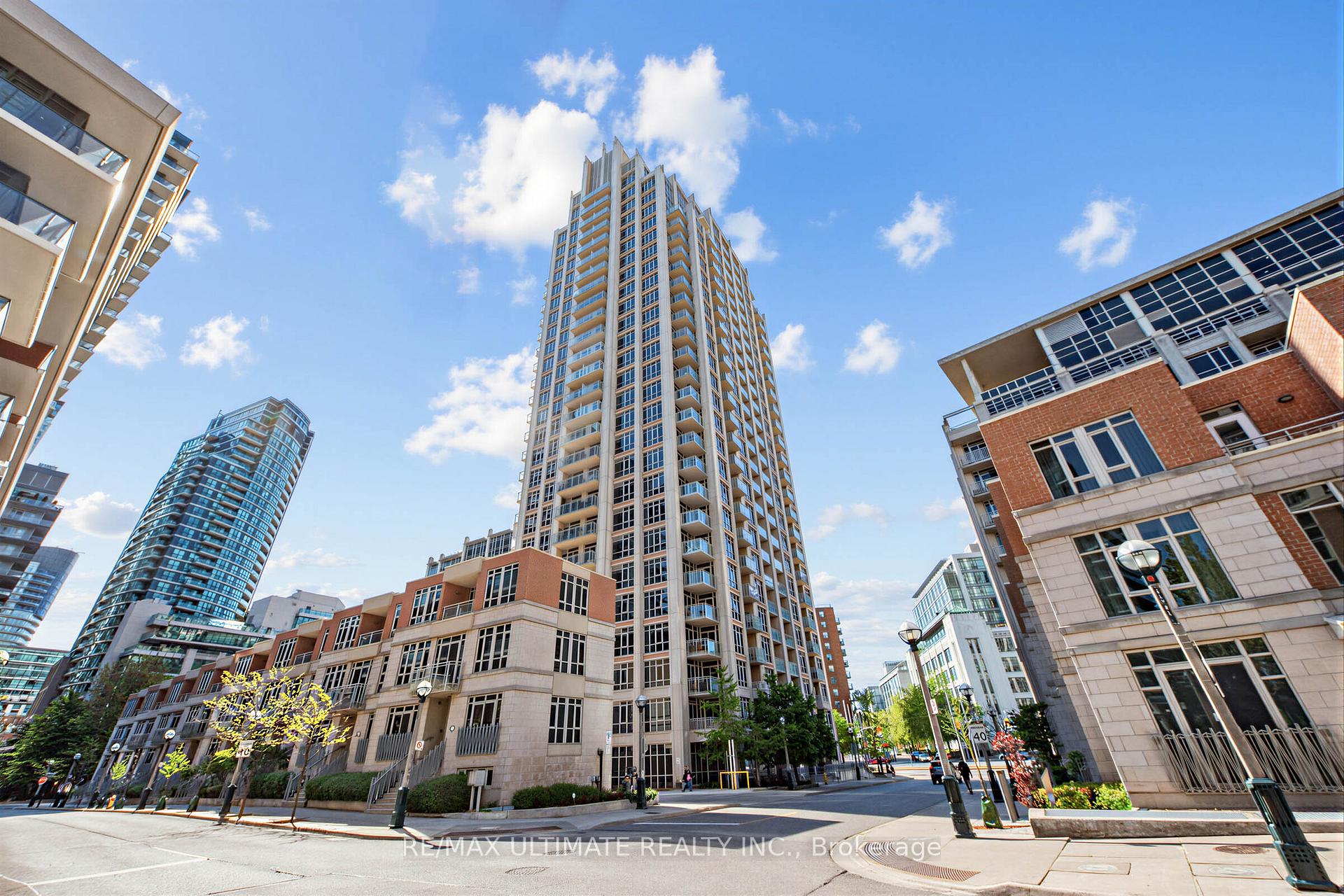 21 Grand Magazine Street 2301, Toronto C01, ON M5V 1B5