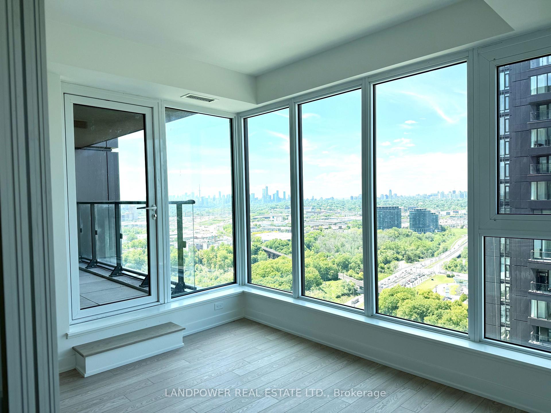 5 Quarrington Lane 3002, Toronto C13 — photo 3 of 5