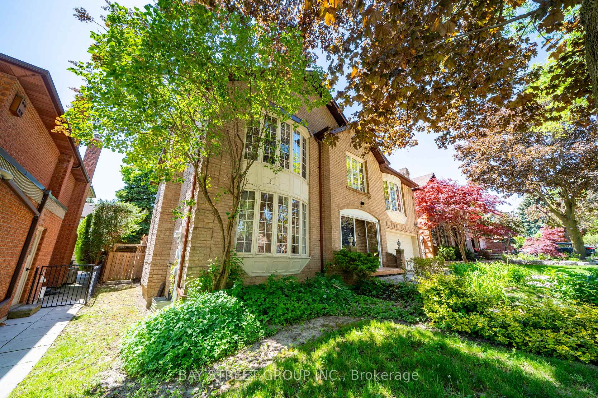 11 Riderwood Drive, Toronto C12 — photo 3 of 5