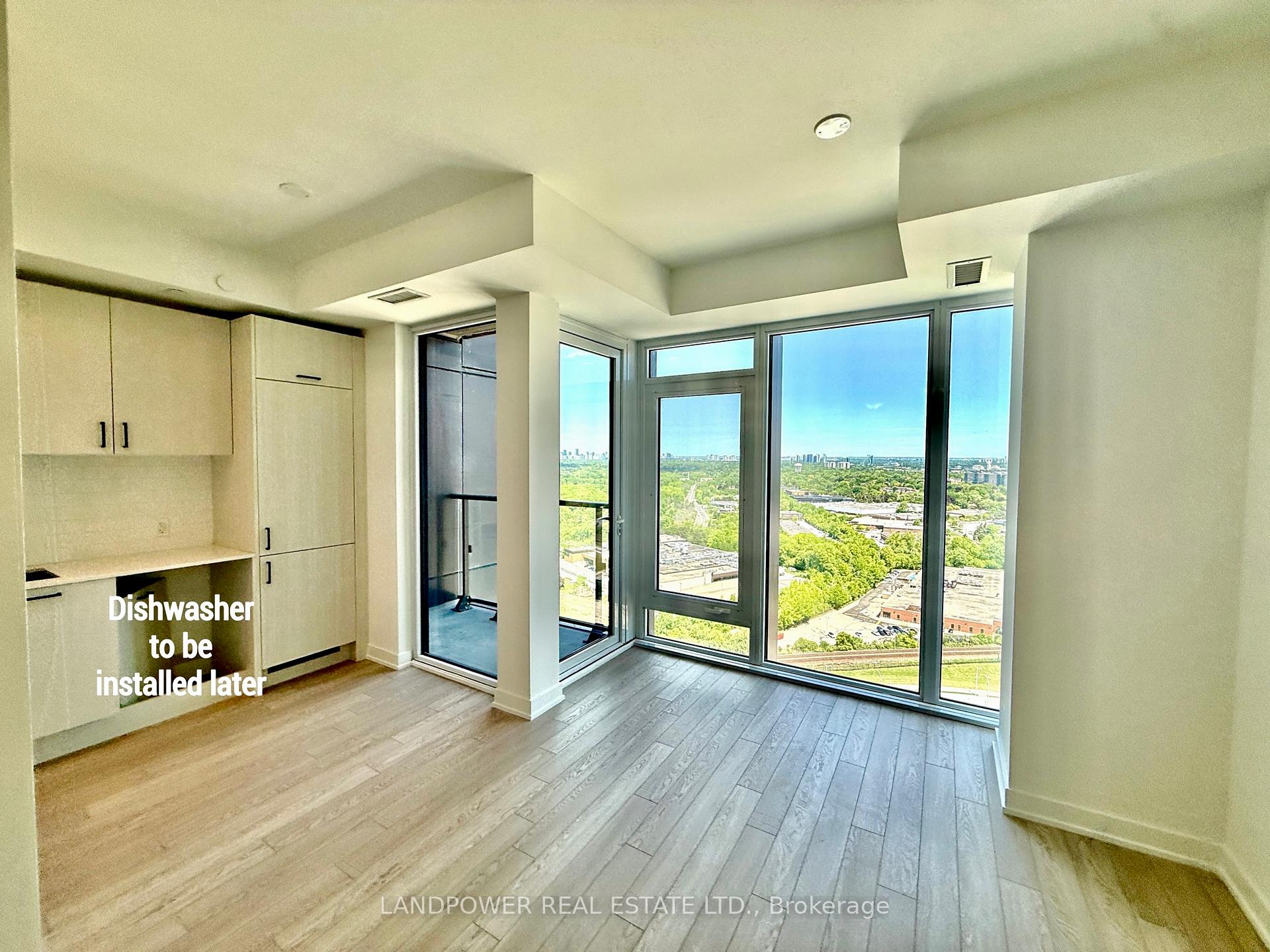 5 Quarrington Lane 3004, Toronto C13 — photo 3 of 5