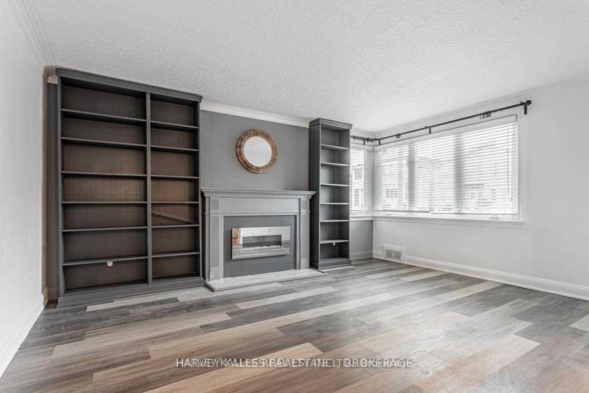 157 Viewmount Avenue Main, Toronto C04 — photo 4 of 5