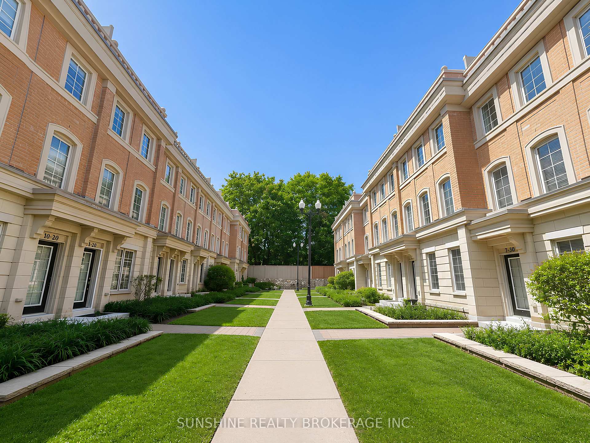 20 Hargrave Lane 12, Toronto C12, ON M4N 0A4 — Toronto C12, Ontario