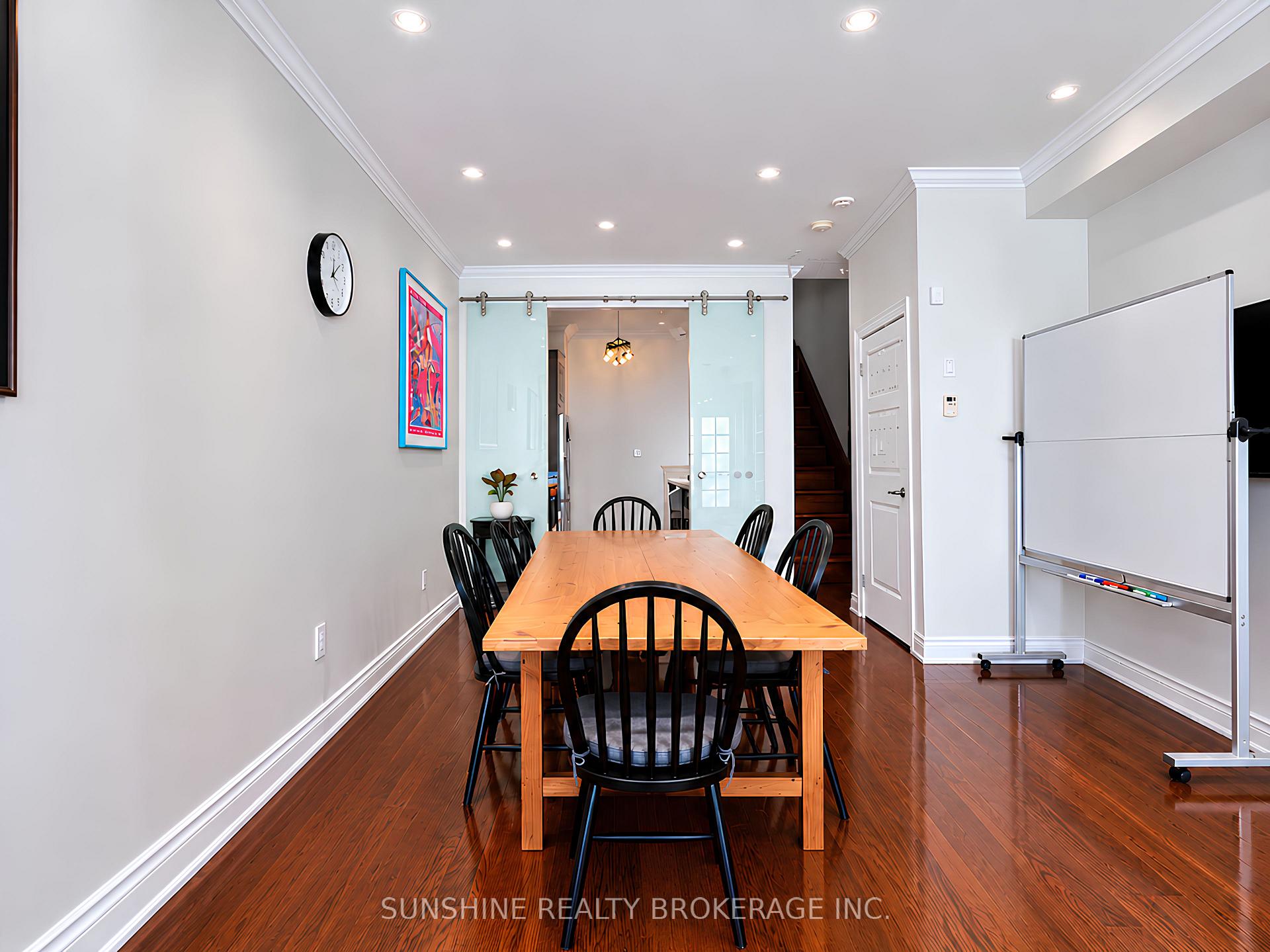 20 Hargrave Lane 12, Toronto C12 — photo 5 of 5
