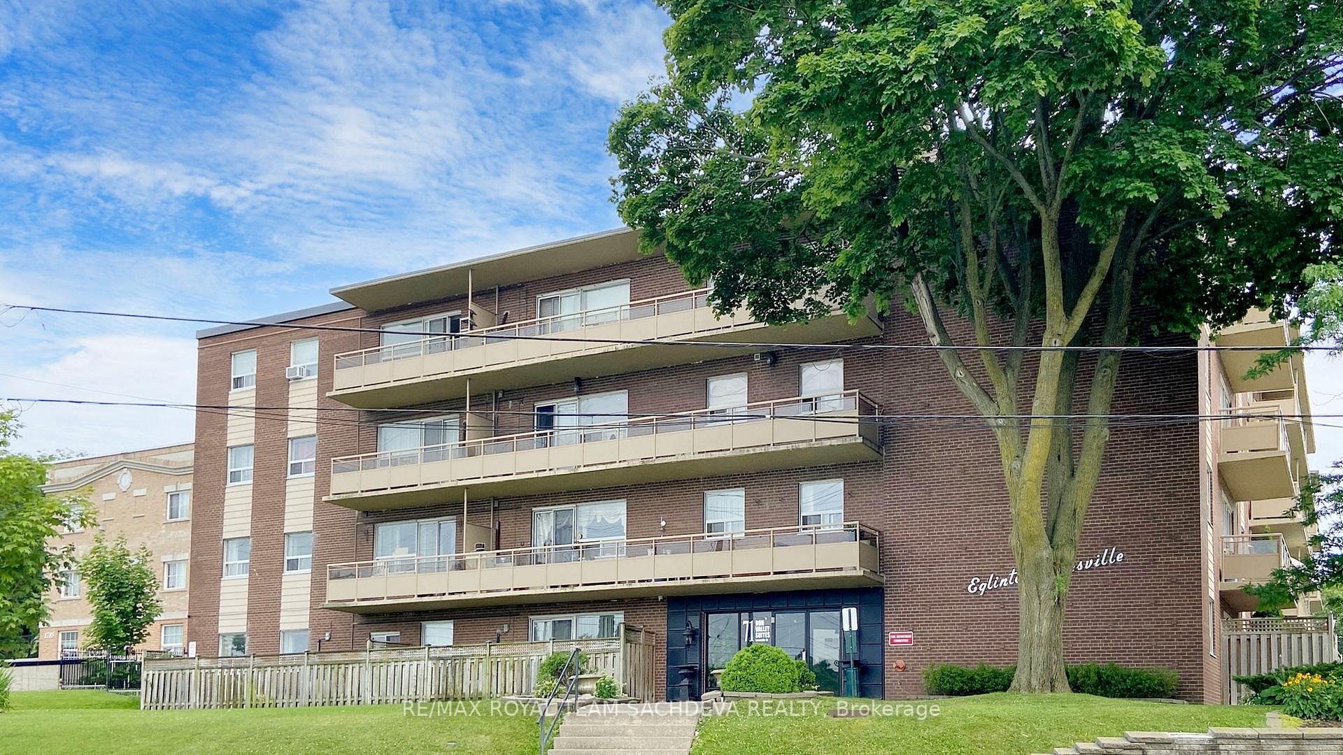 71 Jonesville Crescent 305, Toronto C13, ON M4A 1H1 — Toronto C13, Ontario