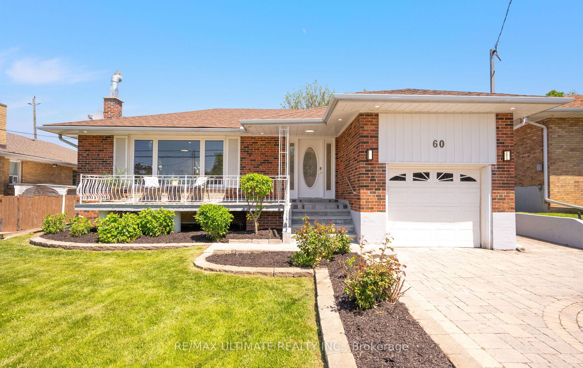 60 Elvaston Drive, Toronto C13, ON M4A 1N4 — Toronto C13, Ontario