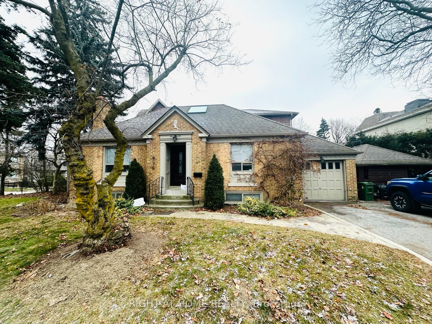 69 Haddington Avenue, Toronto C04, ON M5M 2P2 — Toronto C04, Ontario