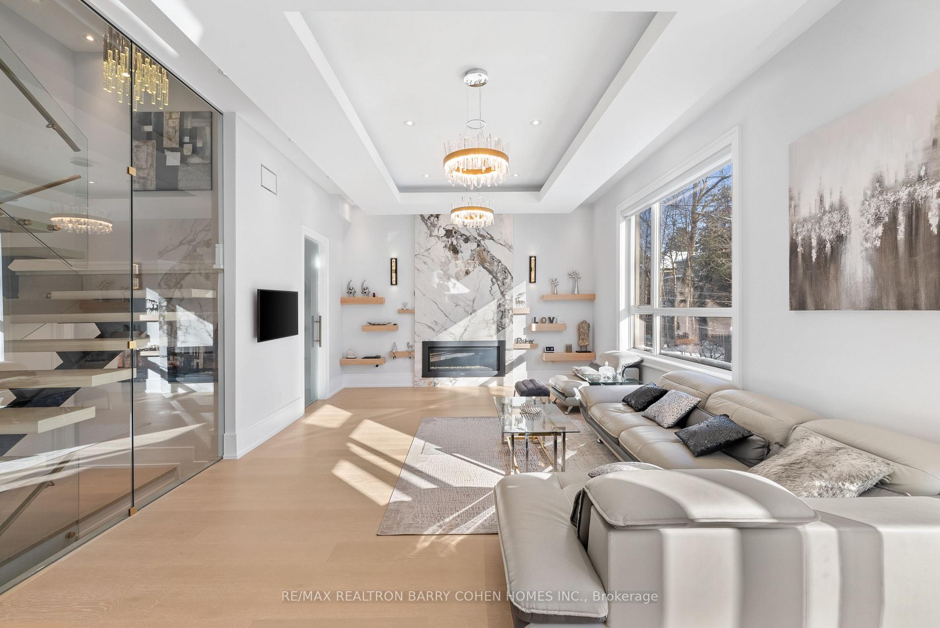 615 Briar Hill Avenue, Toronto C04 — photo 3 of 5