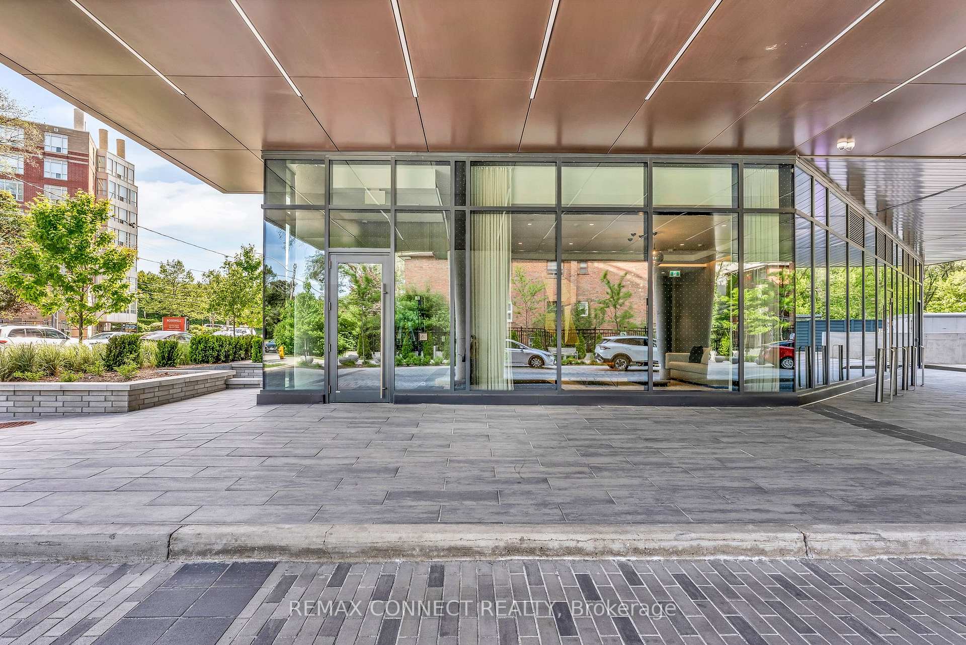 250 Lawrence Avenue W 504, Toronto C04 — photo 5 of 5