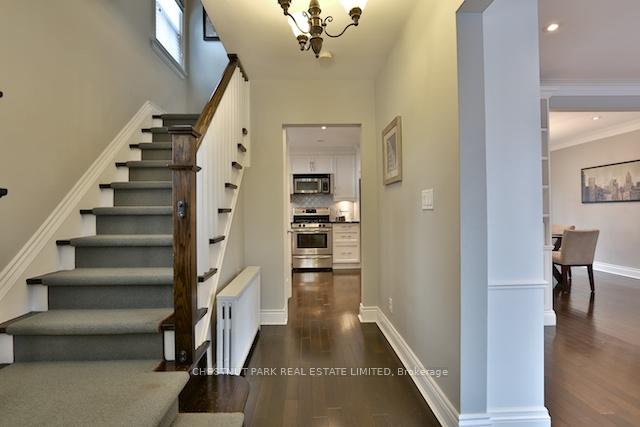 54 Brookview Drive, Toronto C04 — photo 3 of 5