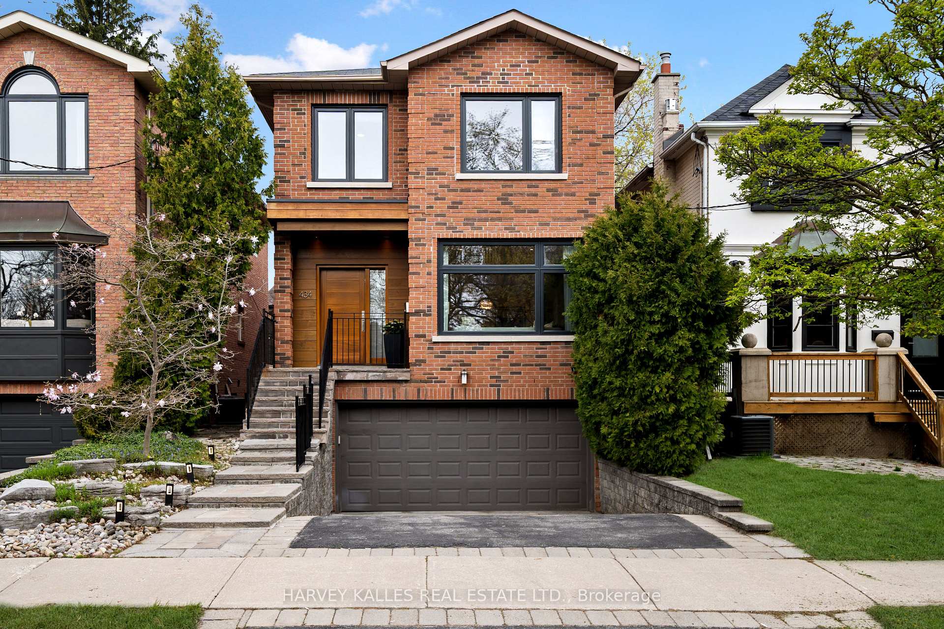 434 Bedford Park Avenue, Toronto C04, ON M5M 1K1 — Toronto C04, Ontario