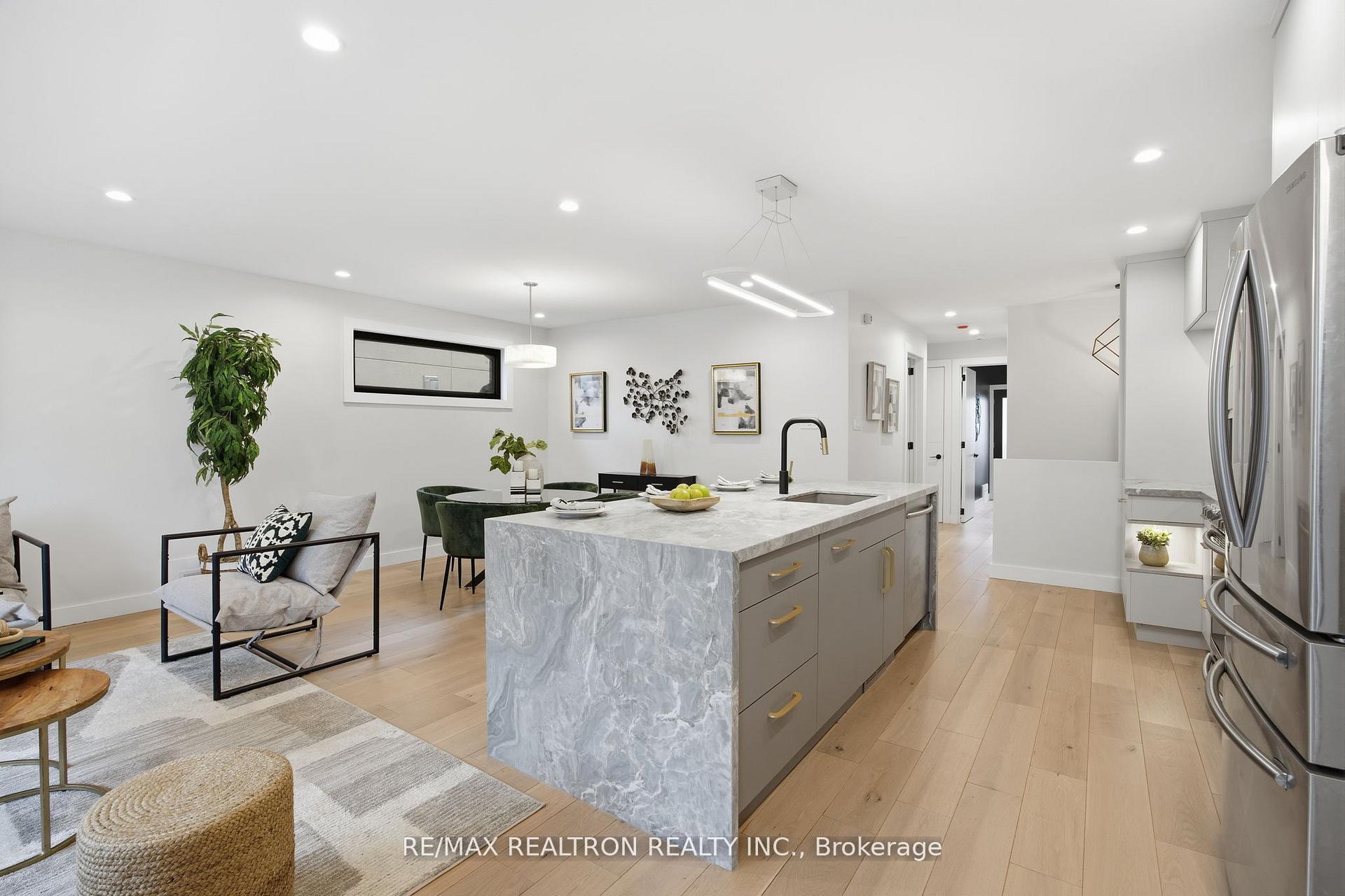 52 Burncrest Drive, Toronto C04 — photo 5 of 5