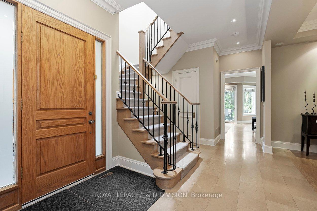 1022 Spadina Road, Toronto C04 — photo 4 of 5