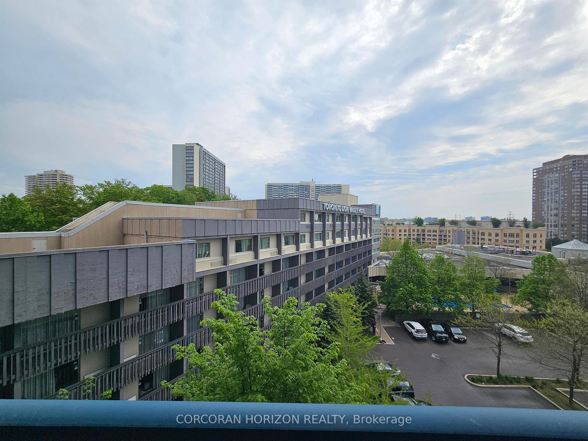 181 Wynford Drive 512, Toronto C13, ON M3C 0C6 — Toronto C13, Ontario