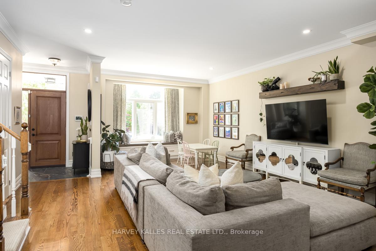 526 Melrose Avenue, Toronto C04 — photo 4 of 5
