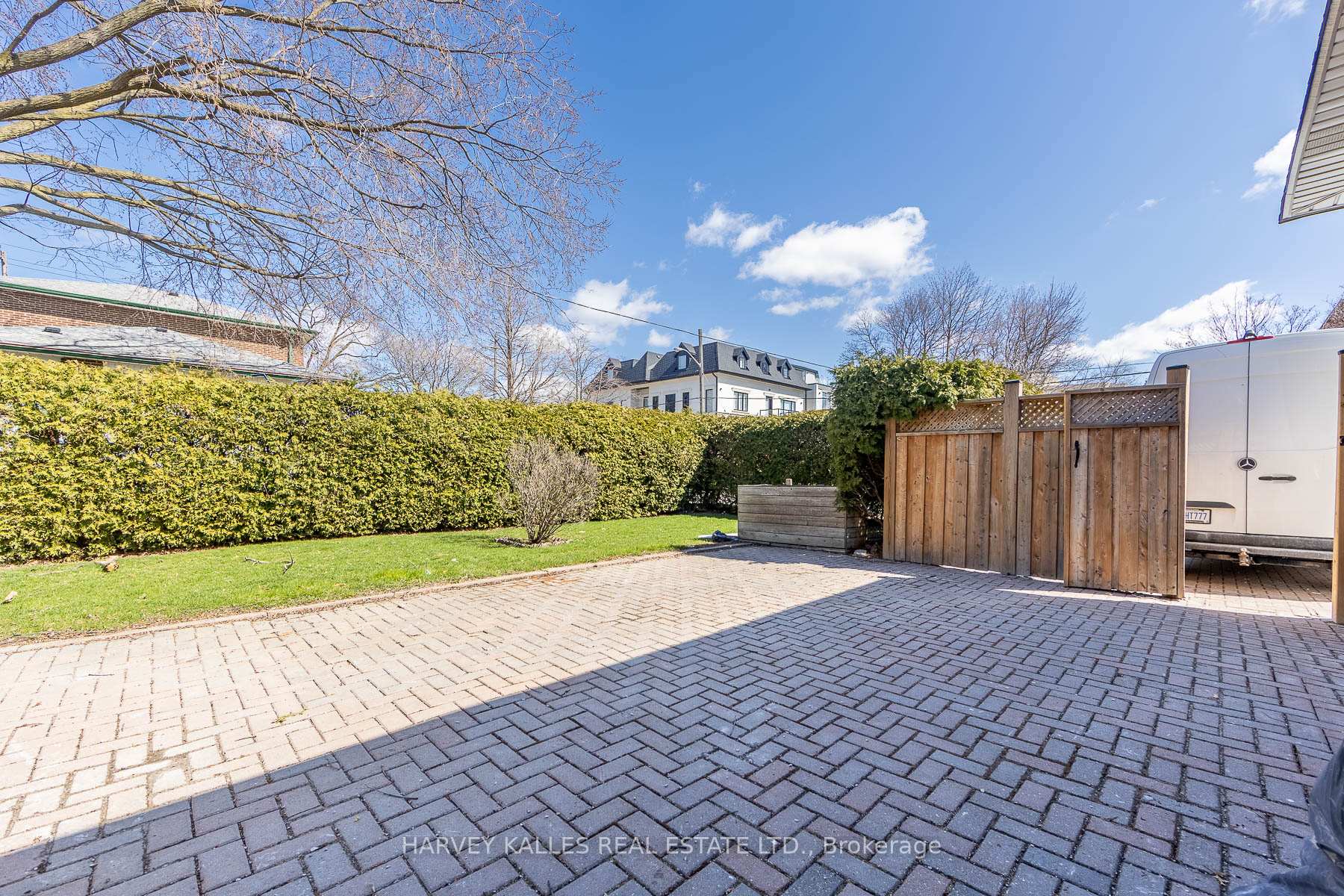 550 Glencairn Avenue Bsmt 2, Toronto C04 — photo 2 of 5