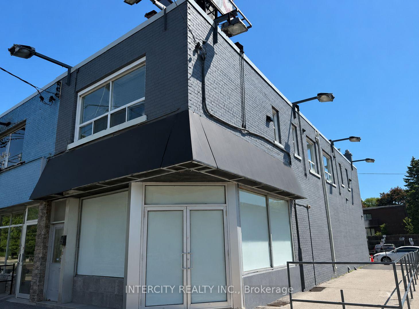 3519 Bathurst Street First Floor, Toronto C04 — photo 2 of 5