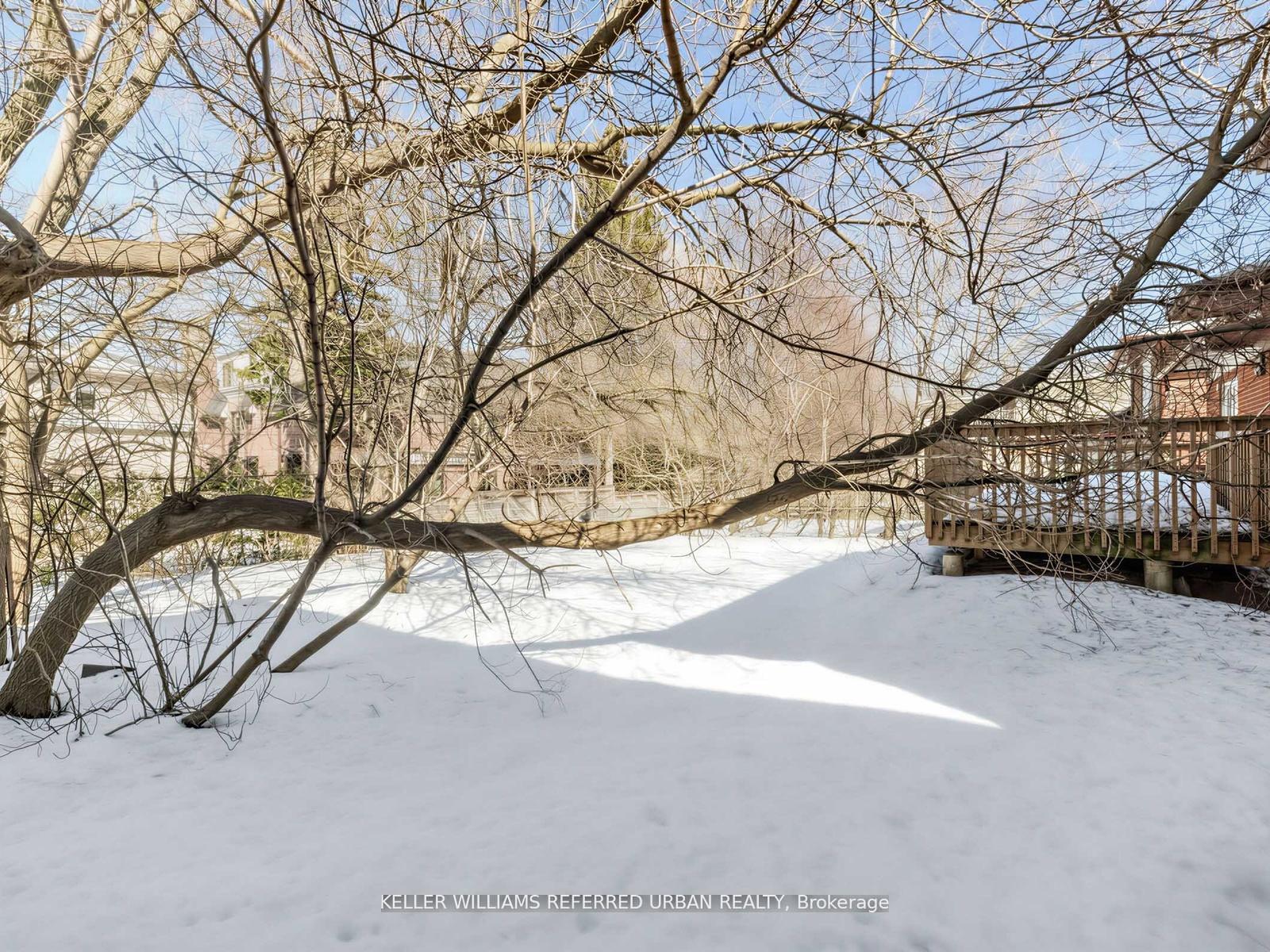 14 Frontenac Avenue, Toronto C04 — photo 5 of 5