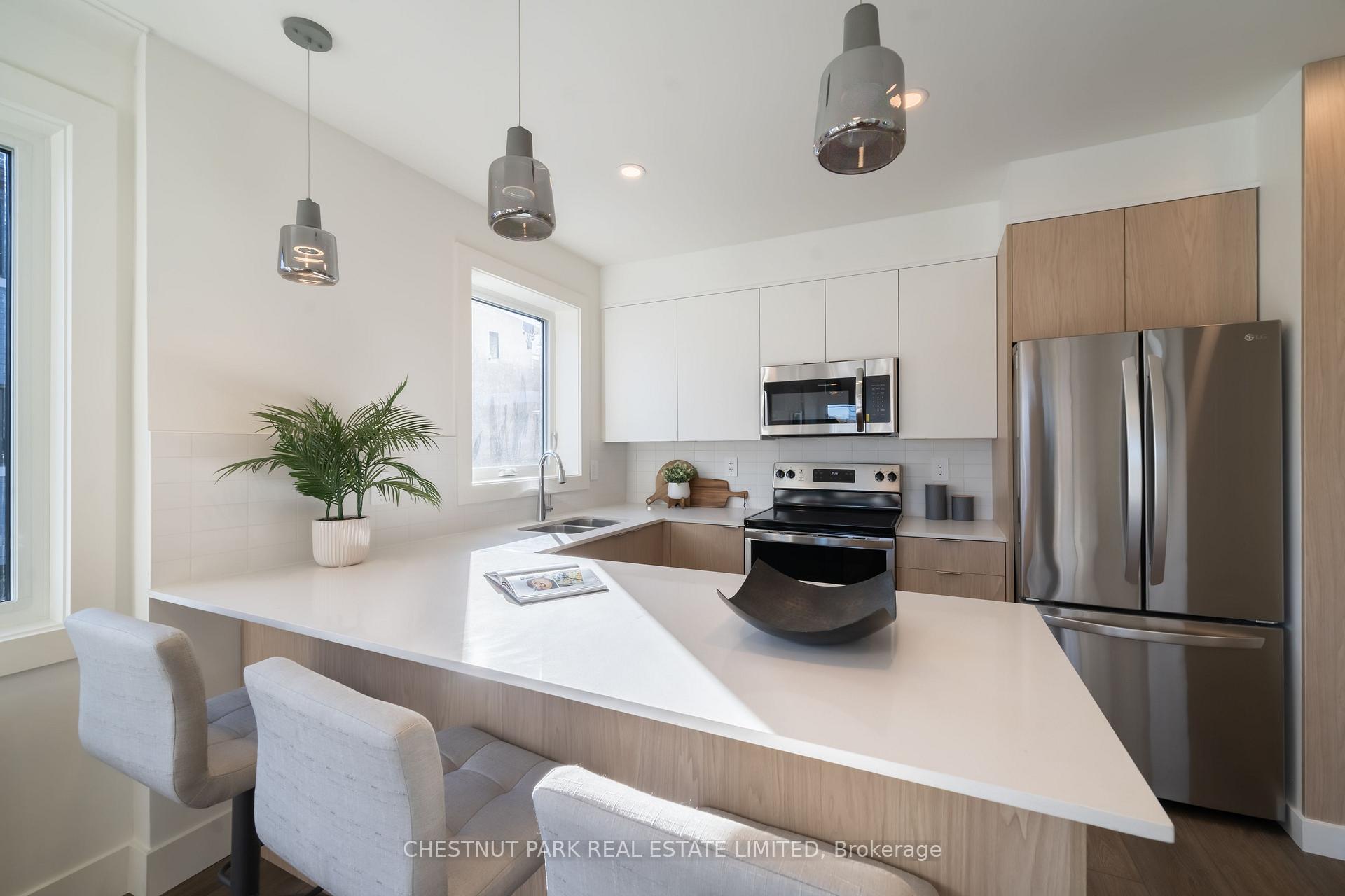 1470 Avenue Road 4, Toronto C04 — photo 3 of 5