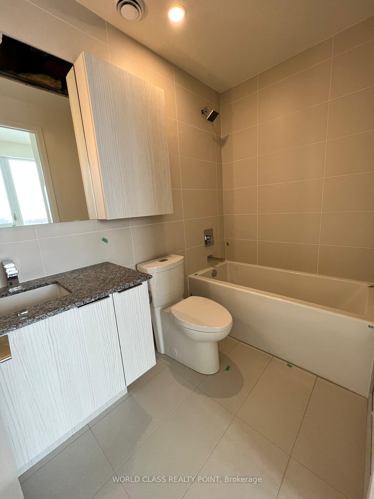 10 Deerlick Court 801, Toronto C13 — photo 3 of 5