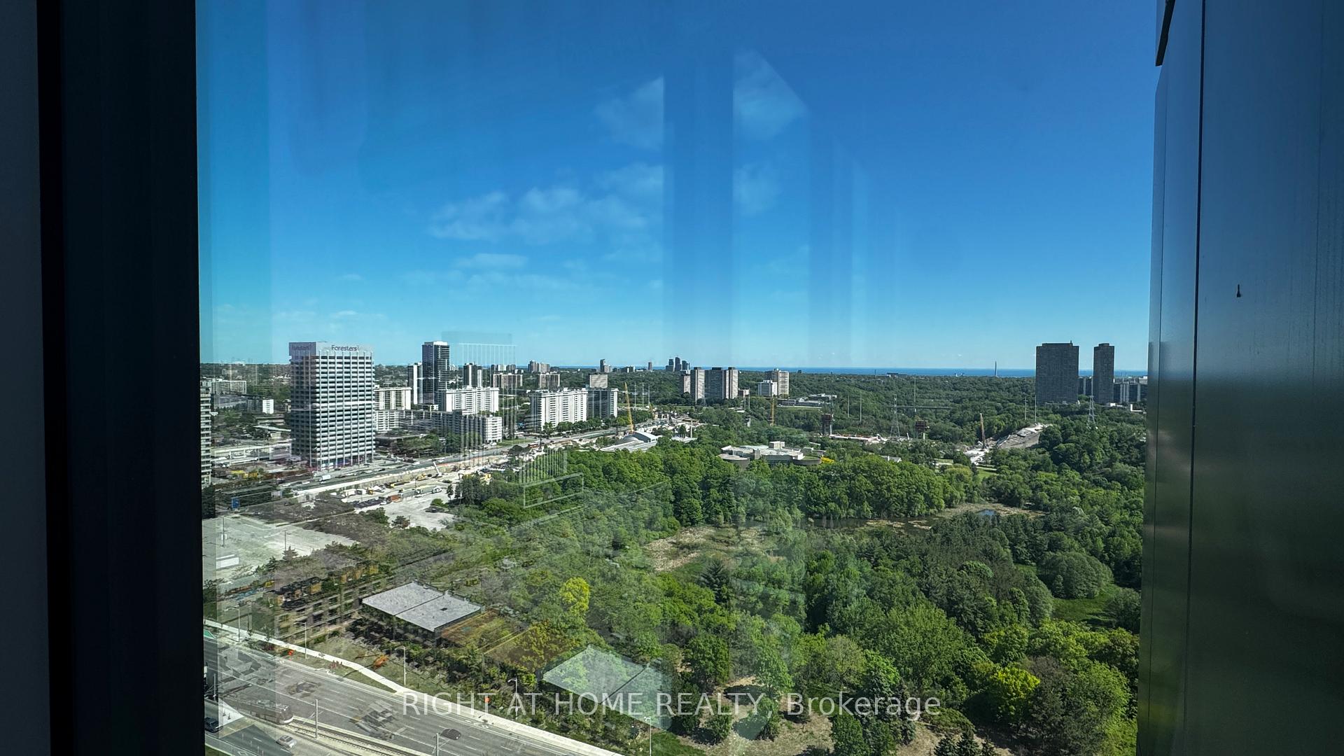 5 Quarrington Lane 2709, Toronto C13 — photo 2 of 5