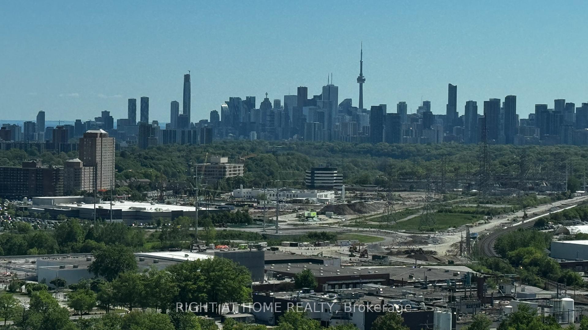 5 Quarrington Lane 2709, Toronto C13 — photo 4 of 5