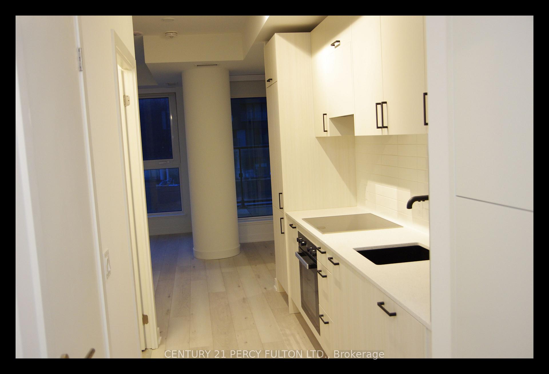 5 Quarrington Lane 601, Toronto C13 — photo 3 of 5