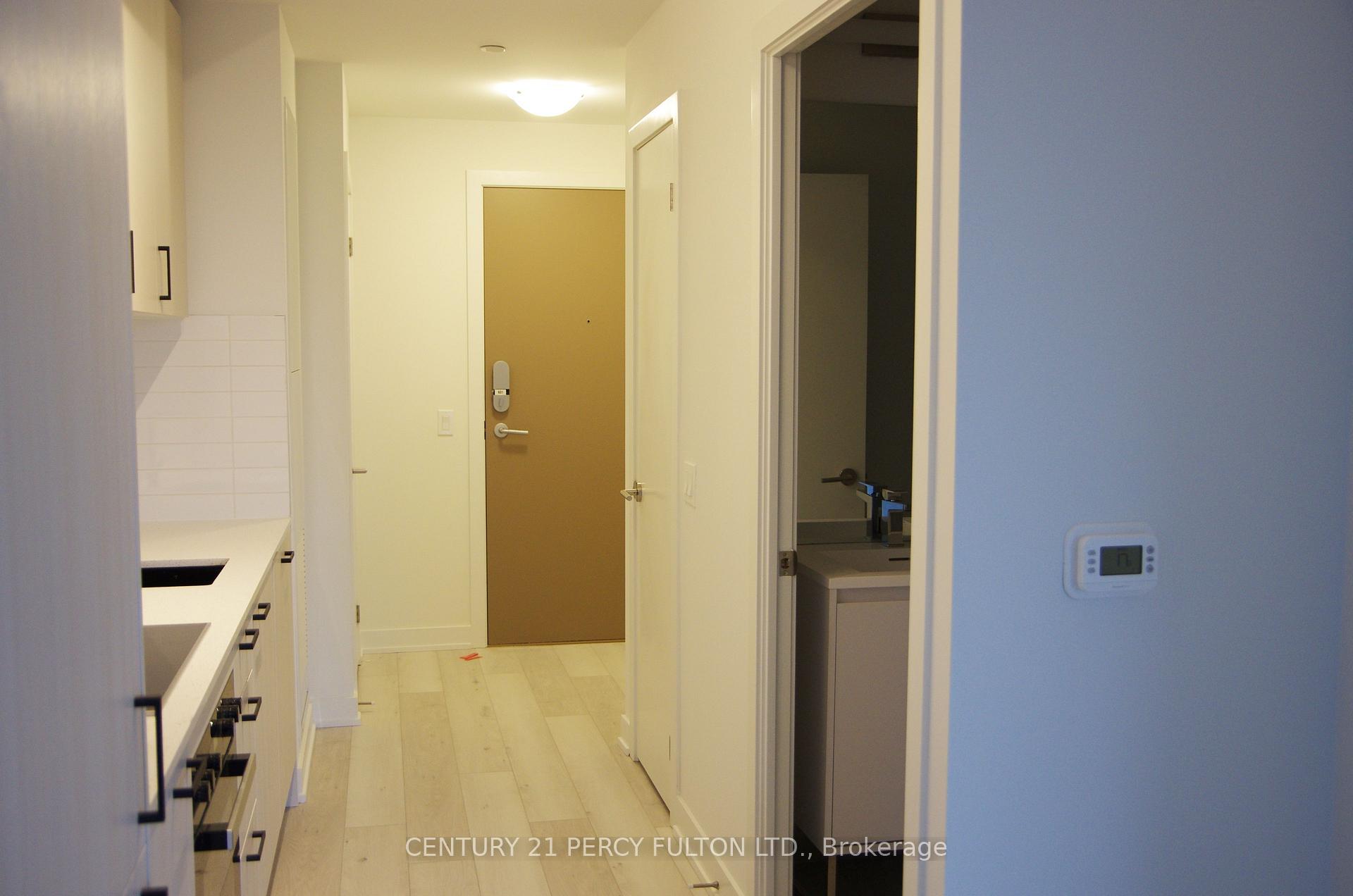 5 Quarrington Lane 601, Toronto C13 — photo 4 of 5