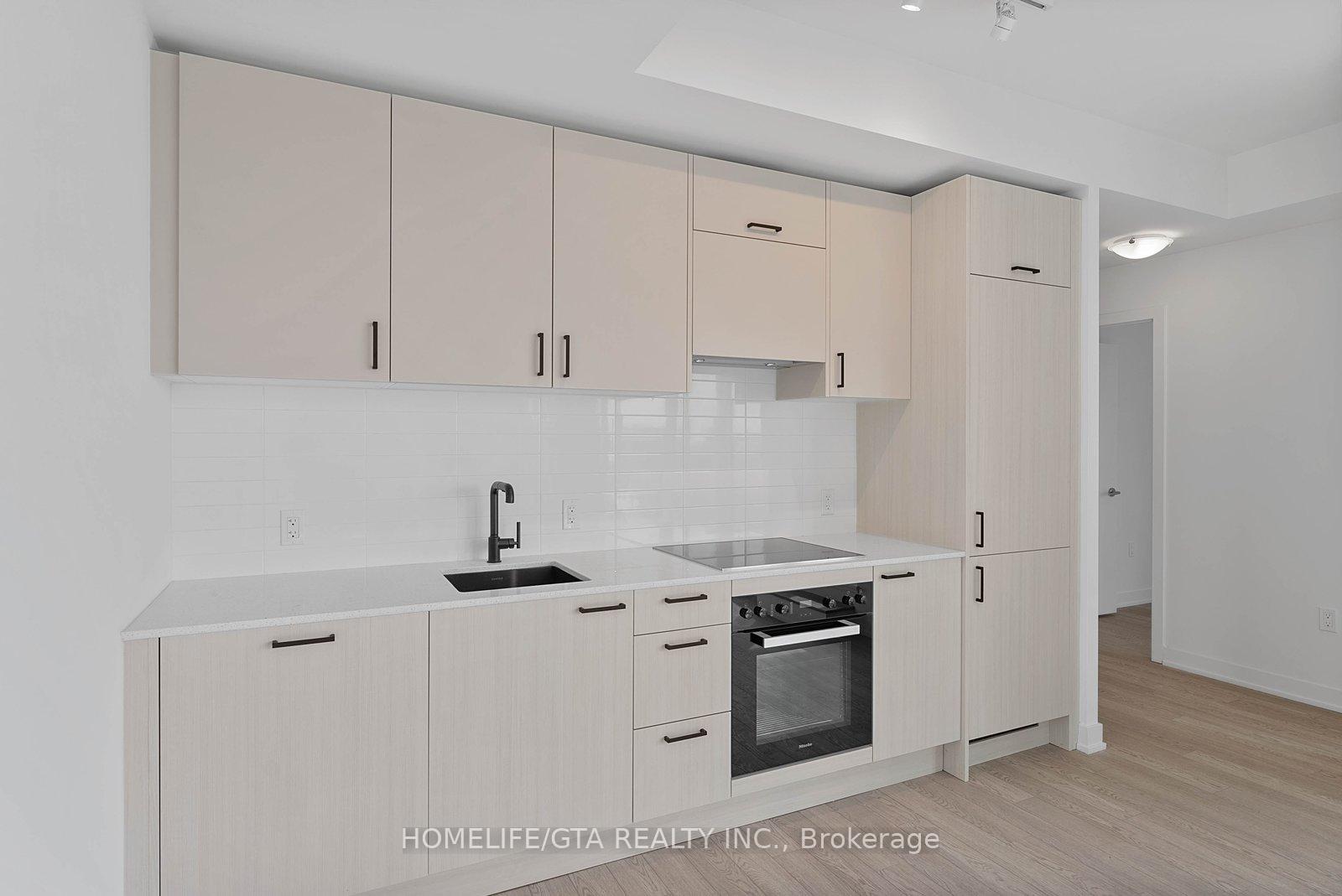 1 Quarrington Lane 2306, Toronto C13 — photo 3 of 5