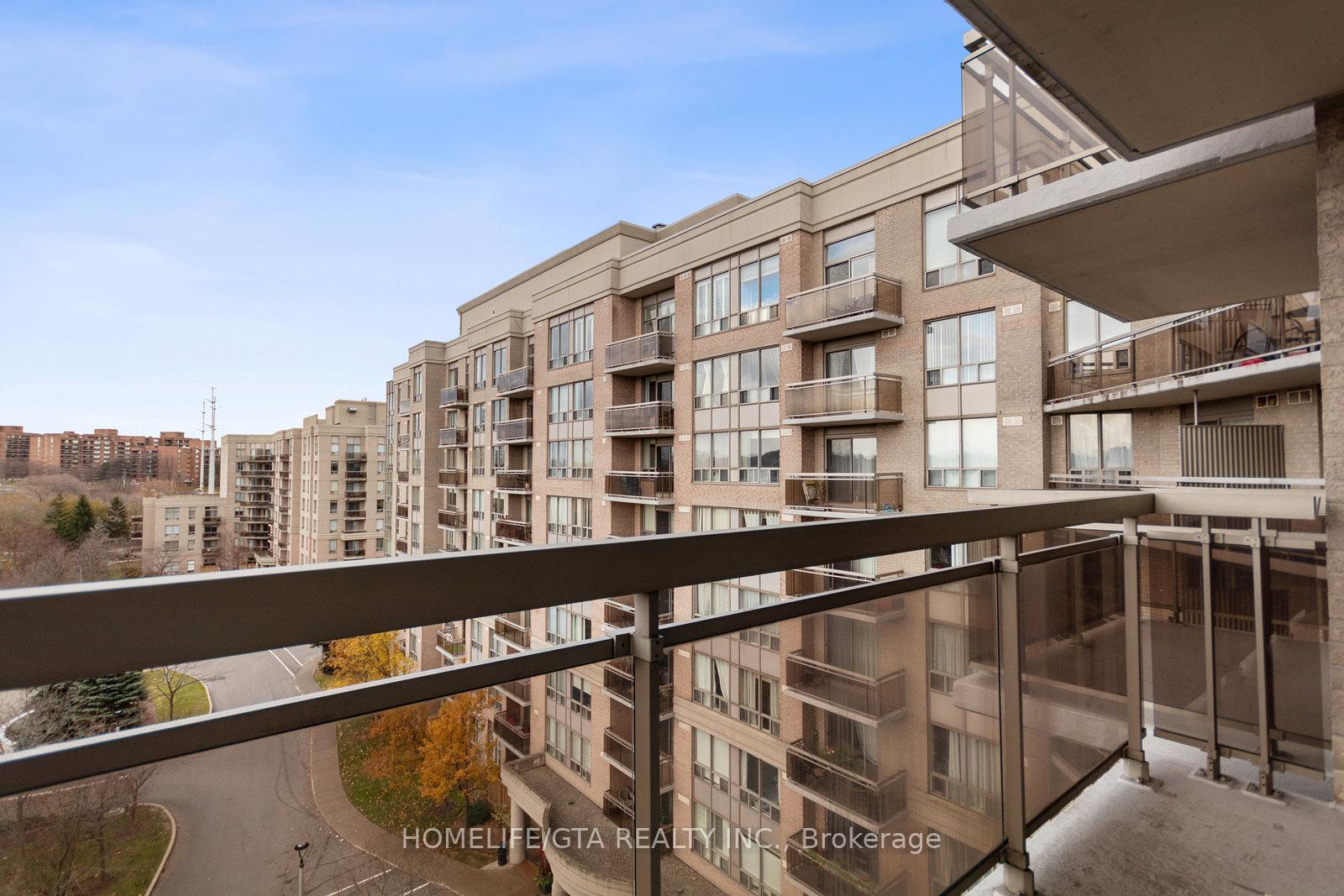 1720 Eglinton Avenue E 821, Toronto C13, ON M4A 2X8 — Toronto C13, Ontario