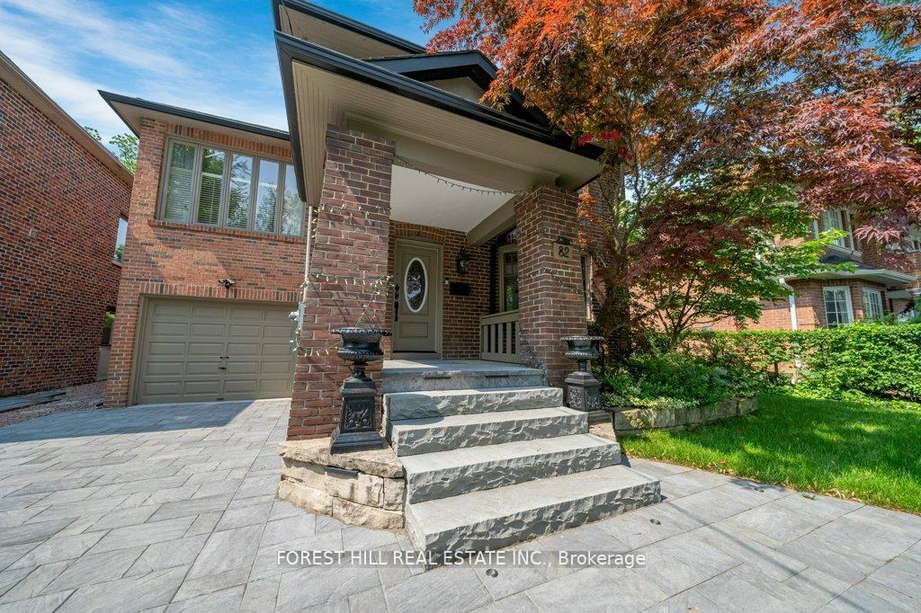 82 Brooke Avenue, Toronto C04 — photo 3 of 5