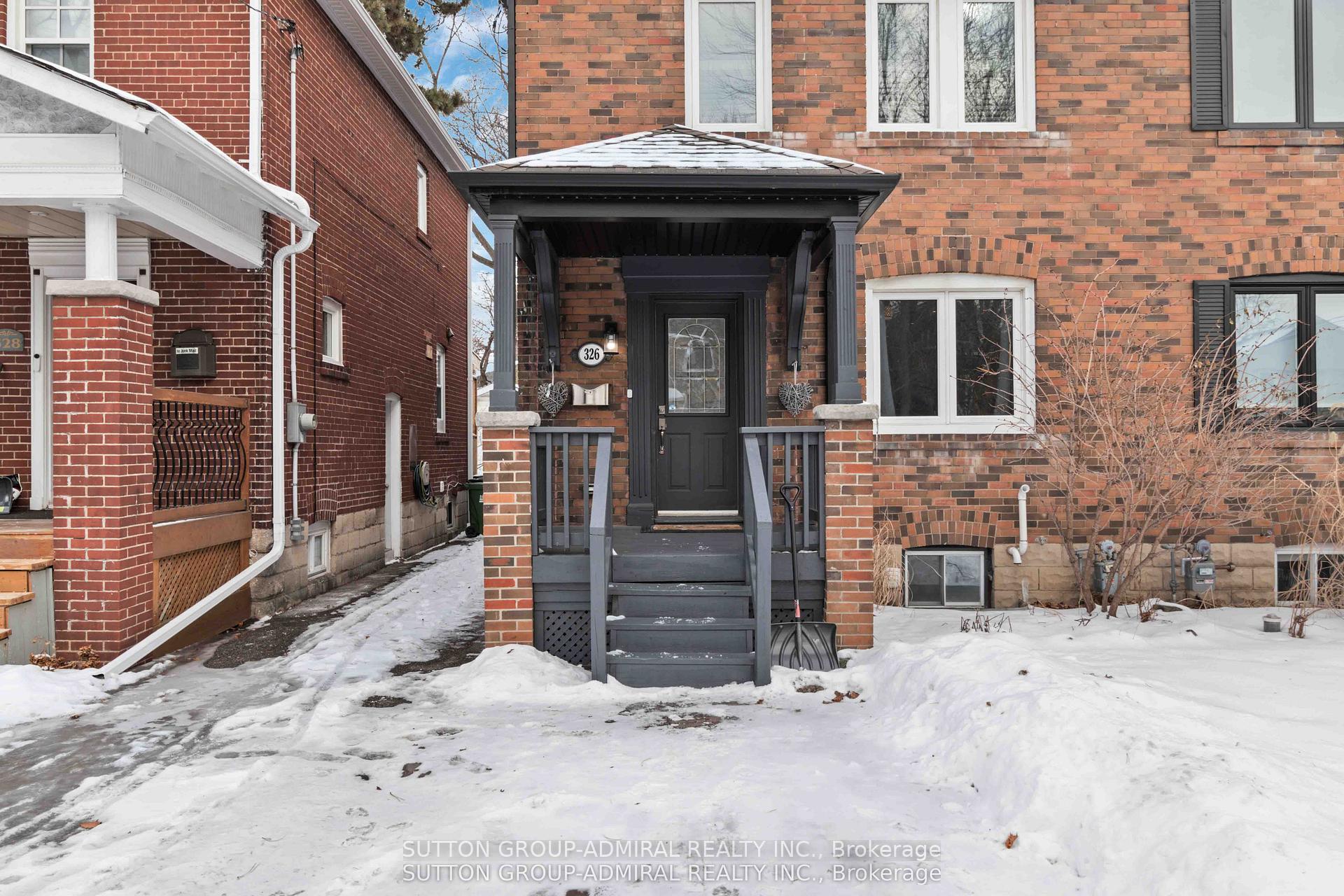 326 St Germain Avenue, Toronto C04 — photo 2 of 5