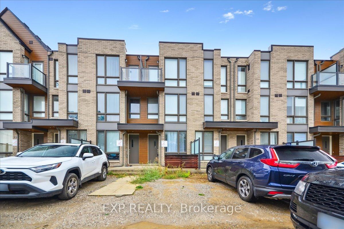 72 Turtle Island Road, Toronto C04, ON M6A 0G2 — Toronto C04, Ontario