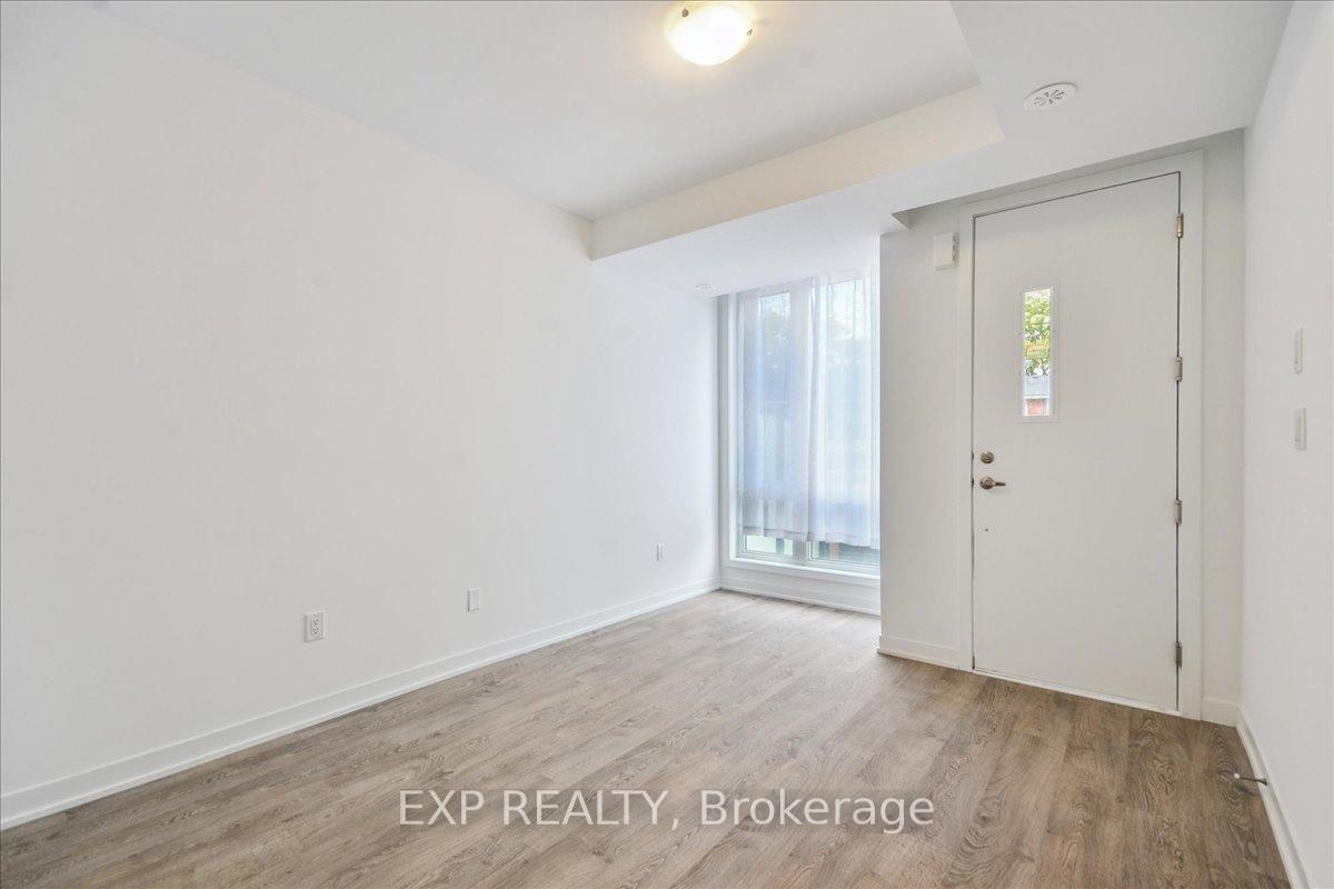 72 Turtle Island Road, Toronto C04 — photo 3 of 5