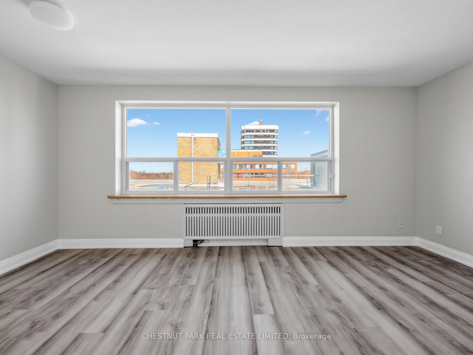 2 Ridelle Avenue 404, Toronto C04 — photo 5 of 5