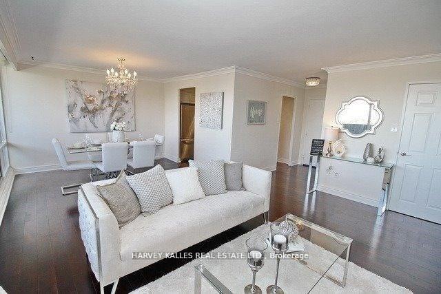 3555 Bathurst Street 602, Toronto C04 — photo 3 of 5